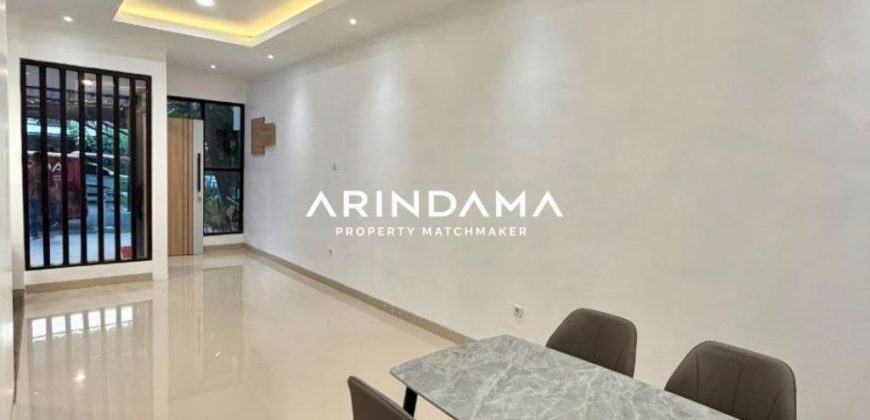 Rumah Mewah Dalam Cluster  – Bekasi